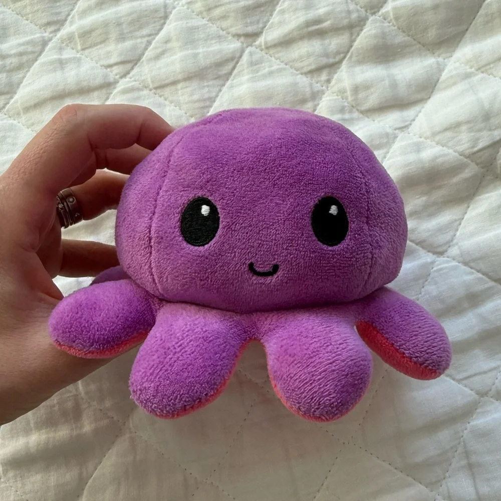 TeeTurtle Reversible Octopus - Picture 4 of 5